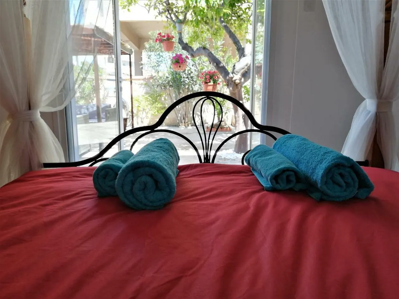 Lemon Tree Courtyard Villa Larnaca Tatil Evi
